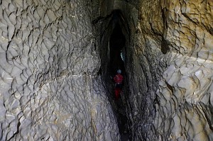 szczelinowy korytarz