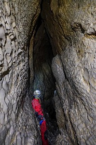 szczelinowy korytarz