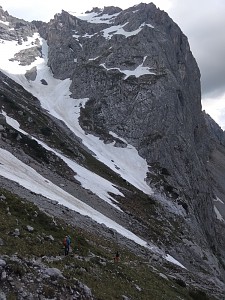 Widoki w trakcie zejścia do schroniska