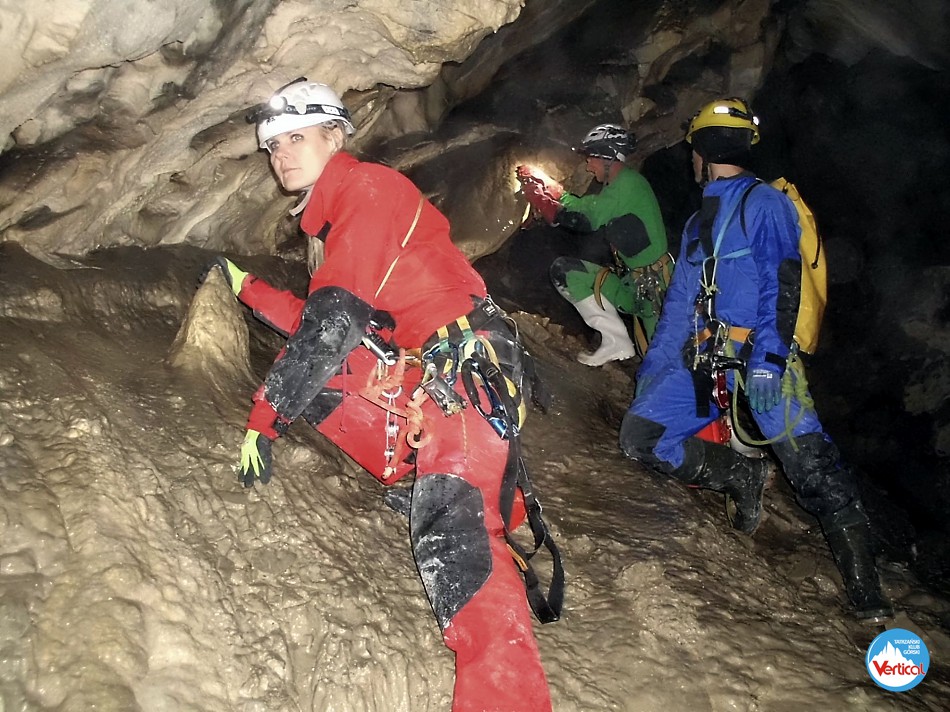 Wspinanie w Partiach Królewskich, czyli szkolenie w Jaskini Czarnej