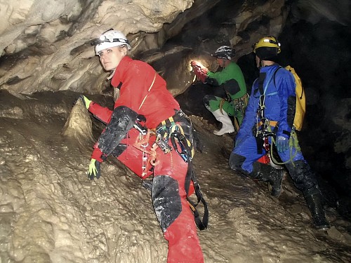 Wspinanie w Partiach Królewskich, czyli szkolenie w Jaskini Czarnej