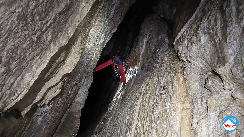 Trawers Jaskini Czarnej