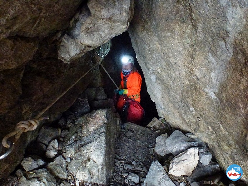 JASKINIA ŚNIEŻNA - do Wodociągu