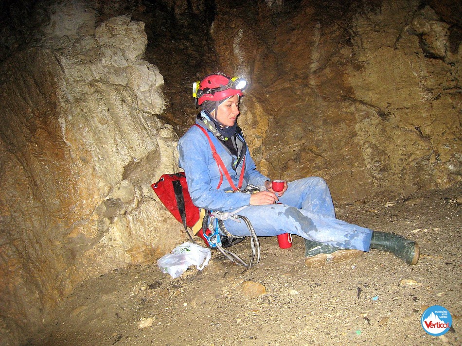 Trawers Jaskini Czarnej "tradycyjnie" od otworu głównego.