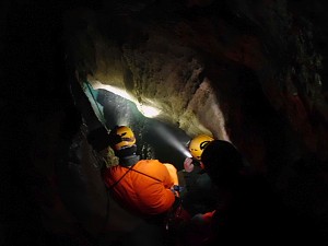 Jask. Miętusia - syfon w Wielkich Kominach